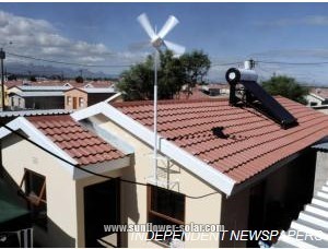 Schr&auml;gdachmontage des Solarwarmwasserbereiters