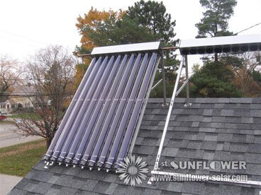 Sonnenkollektor auf Dach