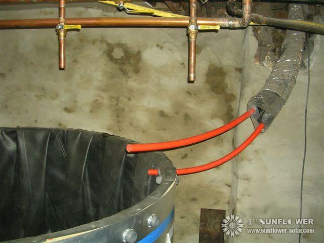 Installation von Wasser- und Speicherbecken f&uuml;r Solarheizungssysteme (3)