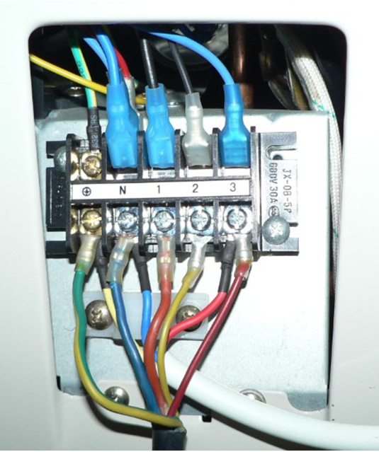 An der Wand montierte thermische Hybrid-Solarklimaanlage-p4.9